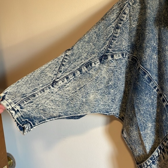 Retro Jean Jacket Stonewash Denim Minimalist SM Blue Casual 80s Chore Coat - Picture 4 of 16